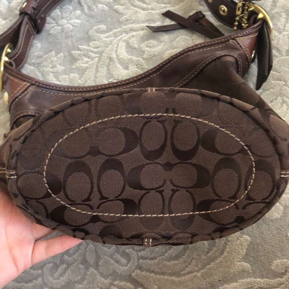 Authentic Coach bucket bag - Picture 9 of 9